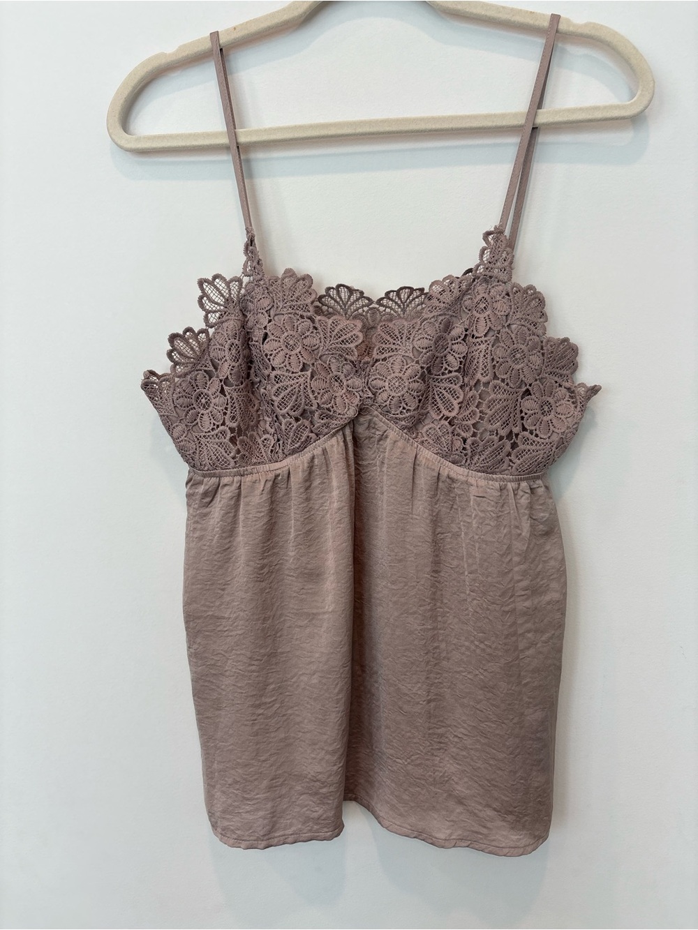 Hudson Gray Women’s Lace-Trim Spaghetti Strap Cami Top, M